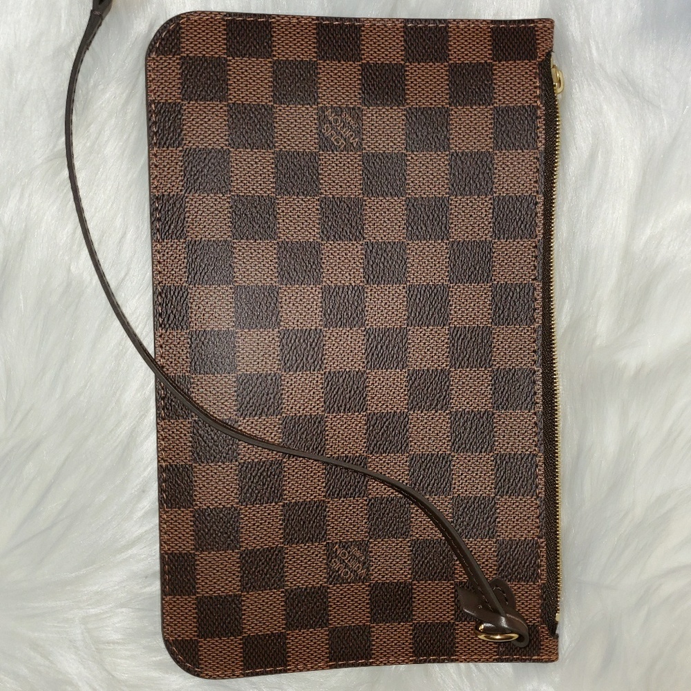 LOUIS VUITTON MM Neverfull Pouch